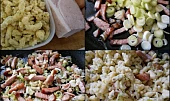 Špecle s uzeninou, mozzarellou a vejci, Část použitých surovin.Osmahneme uzeninu,přidáme cibuli a orestujeme.Přidáme okapané špecle