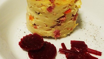 Šunkofleky s uzeným masem a domácím kabanosem