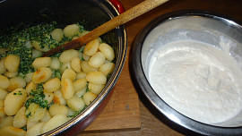 Zapečené špenátové gnocchi