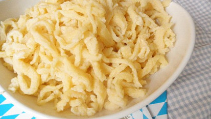 Bavorské špecle - základní těsto  (Spätzle)