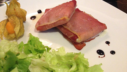 Kapsičky z parmské šunky a gorgonzoly