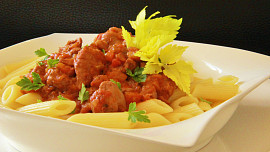 Krůtí ragú na boloňském základu