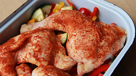 Kuře na paprice s kokosovým mlékem