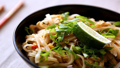 Kuřecí Pad Thai