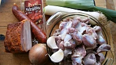 Kuřecí žaludky na pórku,připravené v papiňáku, Část použitých surovin
