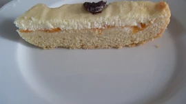 Linecký koláč s tvarohovou nápní