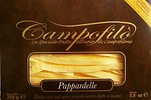 Máslové kuřecí s pepřovou omáčkou a pappardelle