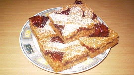 Medový mřížkový koláč