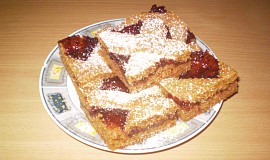 Medový mřížkový koláč