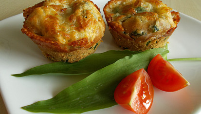 Medvědí muffiny s klobásou