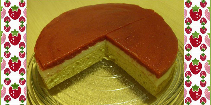 Piškotový dort s tvarohem a jahodovým želé