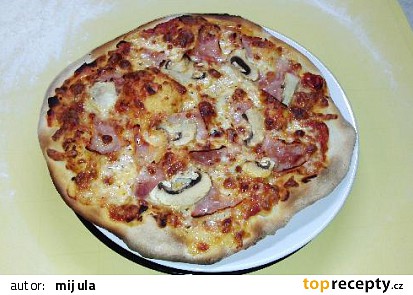 Pizza z pomazánkového másla