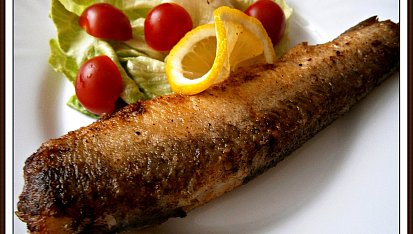 Pstruh s bylinkami od Titi, Pstruh s bylinkami od Titi s pečivem a zeleninou