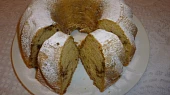 Šlehačková deli bábovka
