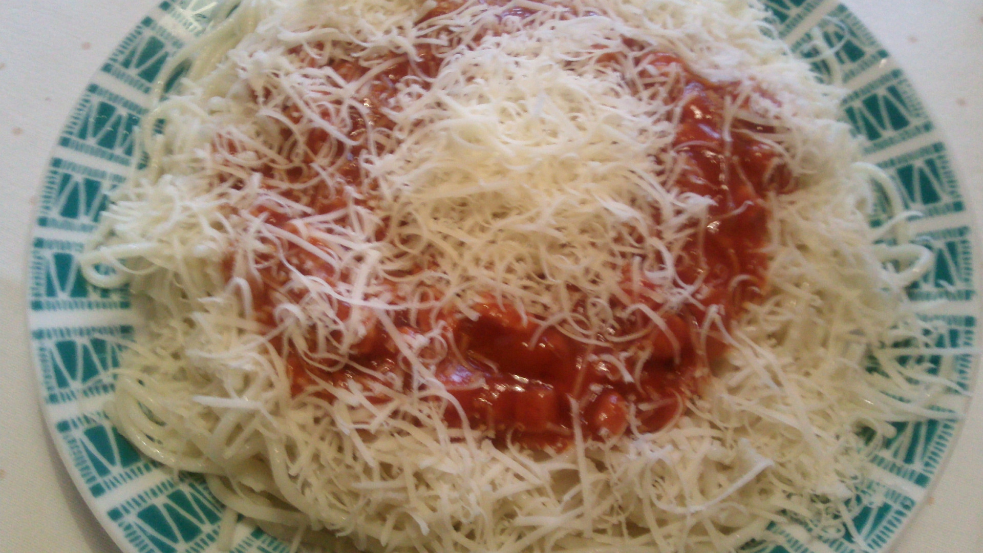 Špagety s jakoby boloňskou omáčkou