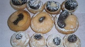 Svatební koláčky - nekynuté, Větší koláčky průměr 3 cm, menší 2 cm