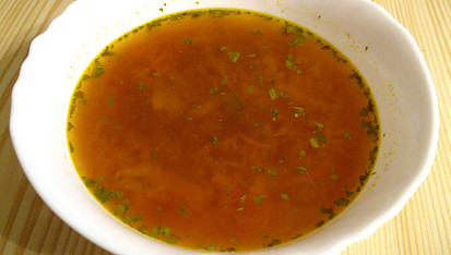 Zeleninová polévka s miso pastou