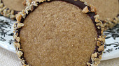 Arašídové sušenky s čokoládou
