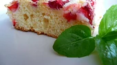Bezlepková bublanina s jahodami