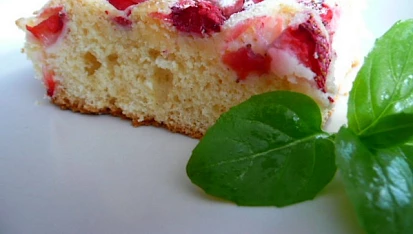 Bezlepková bublanina s jahodami