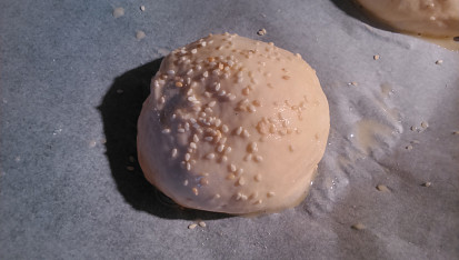 Famózní burgery +  (domácí bulky), před pečením
