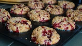 Jahodové cheesecake muffiny
