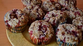 Jahodové cheesecake muffiny