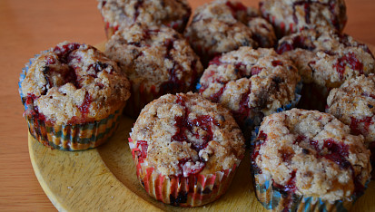Jahodové cheesecake muffiny