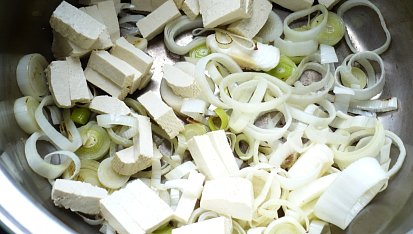 Kroupový nákyp s tofu