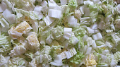 Kuřecí salát s čínským zelím podle Ivy