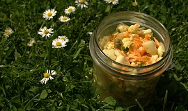 Květákový salát s mrkví