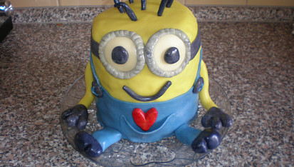 Mimoň