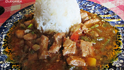 Ostřejší vepřové nudličky s kořením Garam Masala