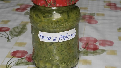 Pesto z pažitky, pesto-2 verze s česnekem