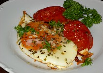 Provensálská rajčata s vejci
