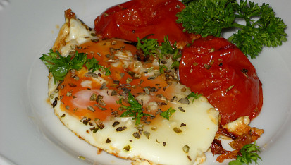 Provensálská rajčata s vejci