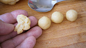 Ruské ořechy z vaflovače ve slaném provedení