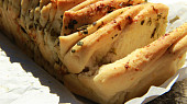 Trhací chlebík (Pull Apart Bread)