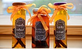 Vanilkový extrakt (Vanilkový extrakt se hodí i jako skvělý dárek pro přátele, co rádi pečou.)