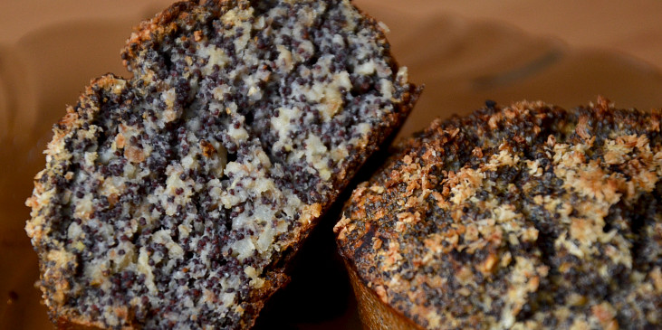 Zdravé a vláčné makové muffiny
