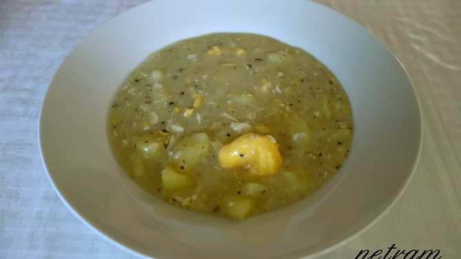 Bramborová omáčka s majoránkou