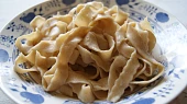 Celozrnné fettuccine s brokolicovo-gorgonzolovou omáčkou