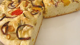 Focaccia zo zemiakového cesta
