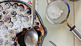 Francouzská třešňová bublanina (Clafoutis)