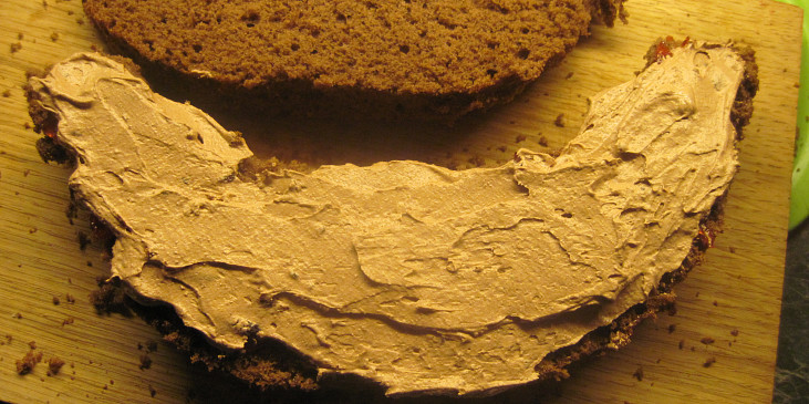 Jak se dělá koráb - sladký dort (dáme ovose a promažeme krémem)