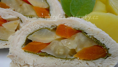 Kuřecí rolka s kořenovou zeleninou a šalvějí v dietní úpravě