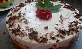 Letní ovocný dort s pudinkovým krémem a italskou šlehačkou