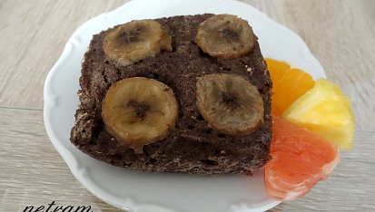 Makový koláč s banánem bez lepku, mléka a vajec