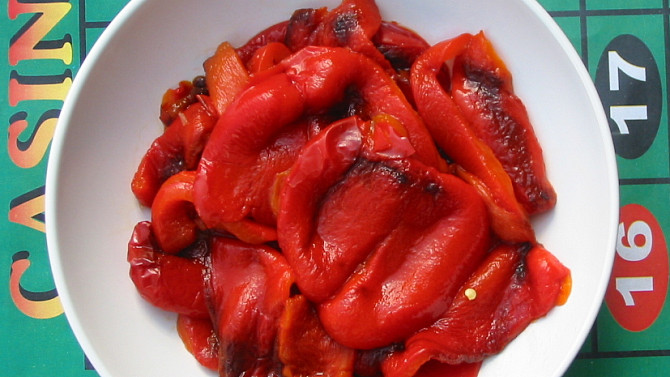 Papriky pečené, k dalšímu užití určené