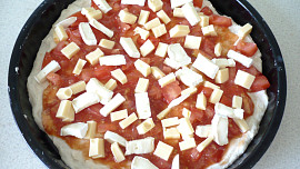 Pizza Čtyři druhy sýrů